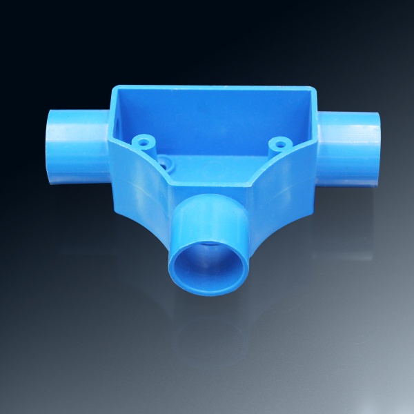Pipe tee